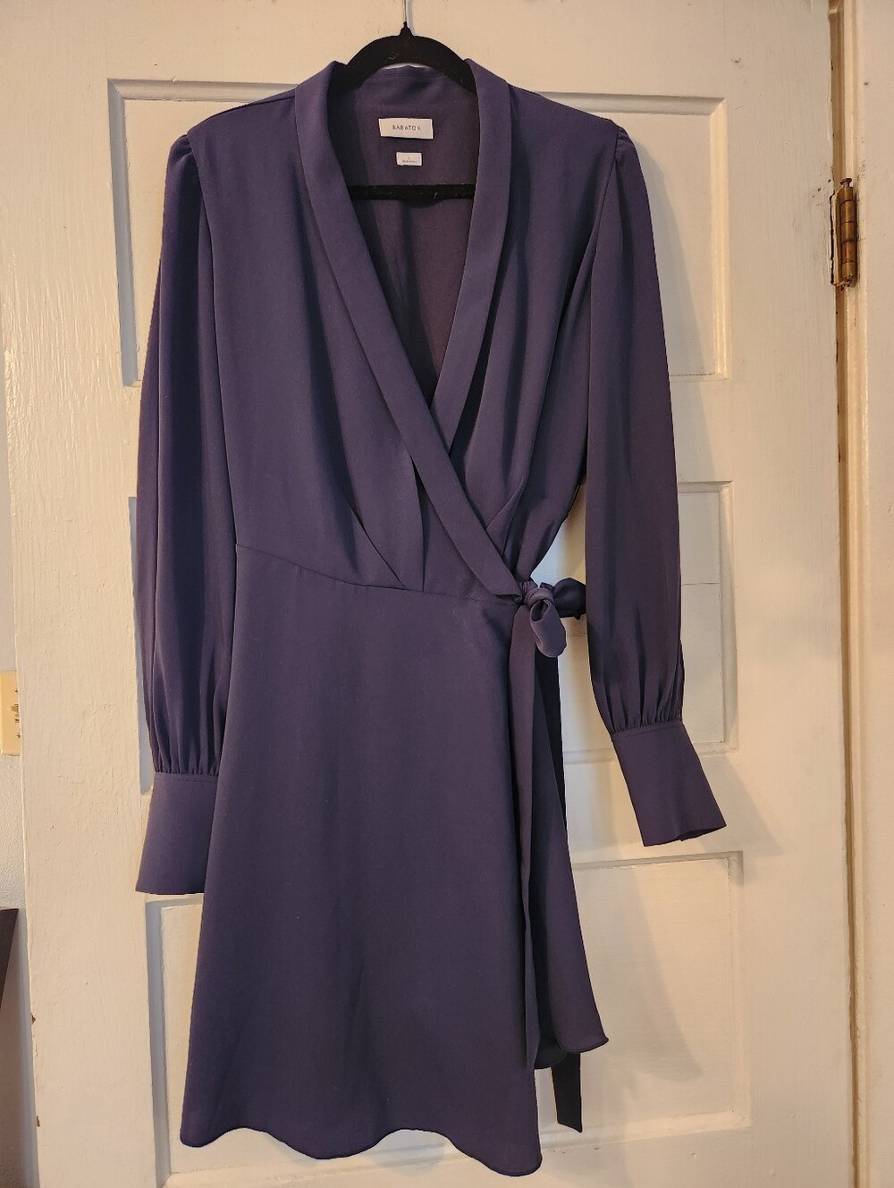 Aritzia Babaton Dress Hyde Satin Mini Wrap, Little Black Dress LBD Sz Large EUC